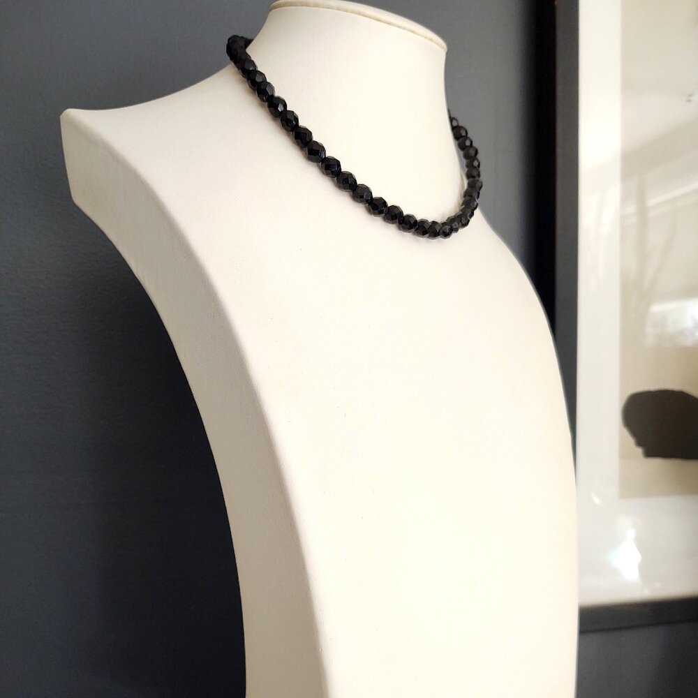 Black glass bead choker necklace - Picture 3 of 11